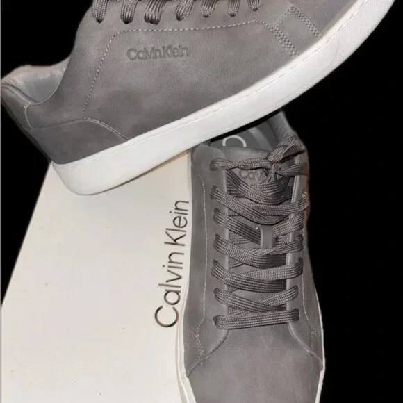 Calvin Klein Gray Sneakers – Minimalist Design for Everyday Wear, Size 11.5 Mens - Picture 2 of 6